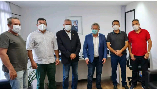 Deputado Marquinho Viana pede pavimentação asfáltica para povoado de Rio de Contas