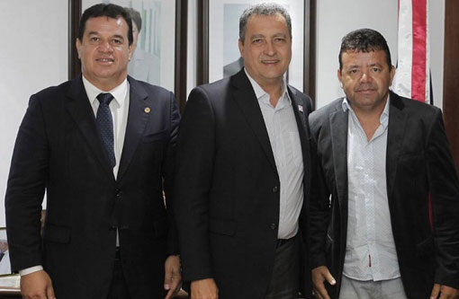 Jussiape: Deputado Marquinho Viana e prefeito Bel festejam benefícios conquistados para o município