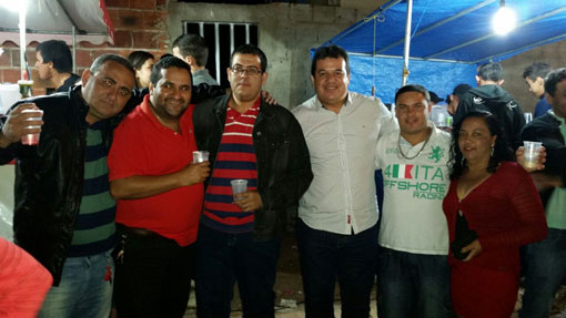 Barra da Estiva: Deputado Marquinho Viana prestigia São João do Bairro das Nações