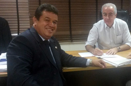 Deputado Marquinho Viana comunica aos aliados obras do PREMAR II