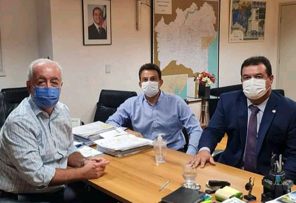 Deputado Marquinho Viana reitera implantação de sinal de telefonia celular para distritos de Rio de Contas