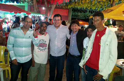 Deputado Marquinho Viana prestigia São Pedro de Aracatu ao lado do Prefeito Sergio Maia