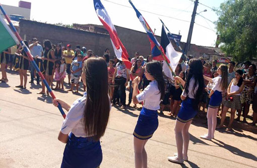 Barra da Estiva: Marquinho Viana prestigia desfile de 7 de setembro