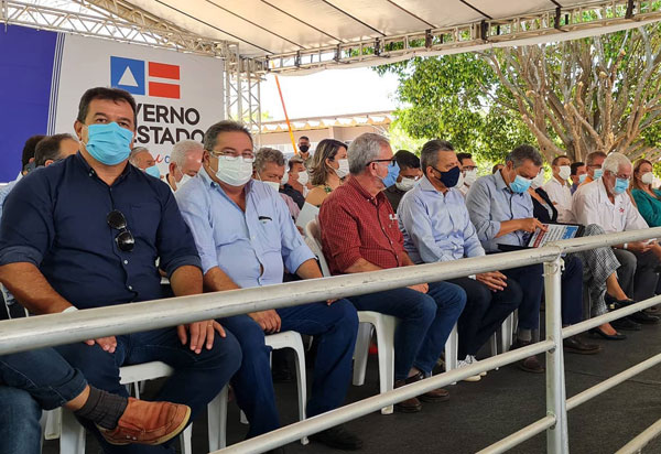 Deputado Marquinho Viana acompanha o Governador Rui Costa na inauguração de obras em Guanambi
