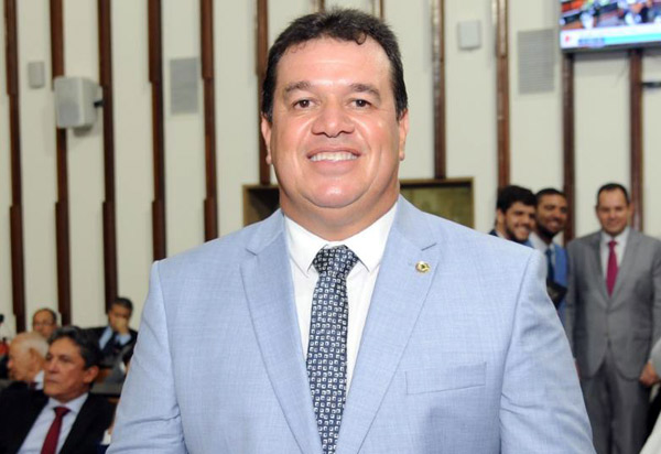 Marquinho Viana apoia reeleição de Adolfo para AL-BA