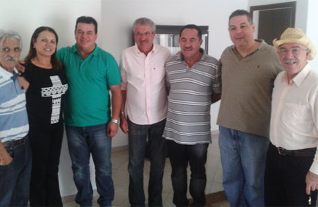 Deputados Marquinho Viana e José Rocha buscam apoio político em Brumado