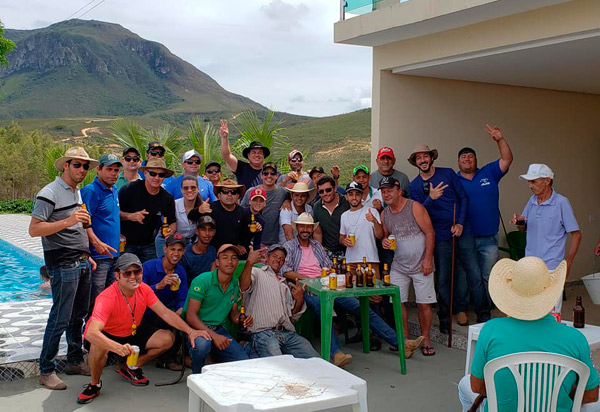 Deputado Marquinho Viana participa de cavalgada em Barra da Estiva
