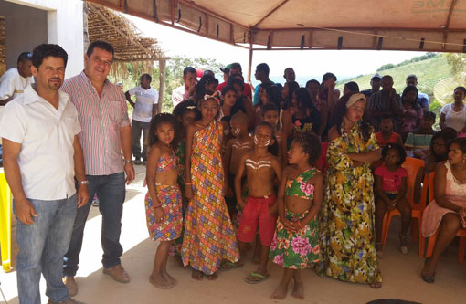 Barra da Estiva: Deputado Marquinho Viana participa de programação festiva no Dia da Consciência Negra em Comunidades Quilombolas