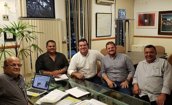 Deputado Estadual Marquinho Viana e prefeitos participam de audiência na Conder