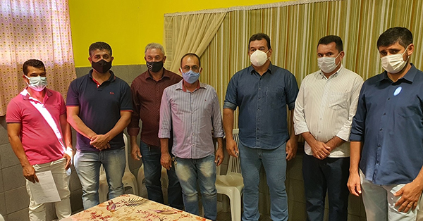 Deputado Marquinho Viana recebe demandas do município de Cordeiros