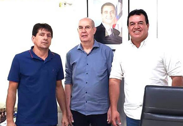 Aracatu: Deputado Marquinho leva prefeito Sérgio Maia à audiência na CERB