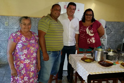 Deputado Marquinho Viana visita povoado de Cristalândia, em Brumado