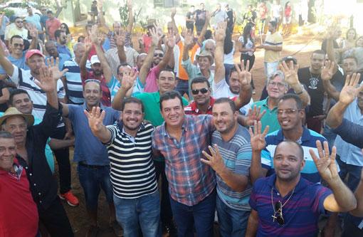 Deputado Marquinho Viana celebra acordo com Boquira