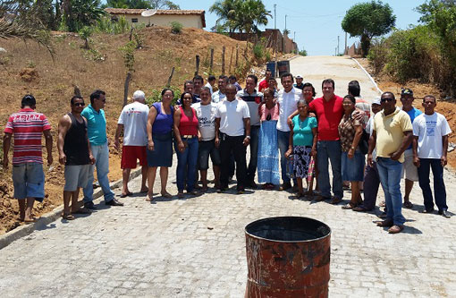 Deputado Marquinho Viana prestigia inauguração em Licínio de Almeida
