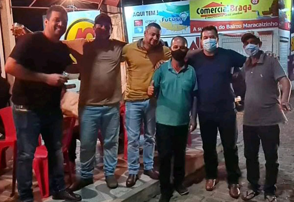 Deputado Marquinho Viana visita Maracás, em companhia de vereadores e amigos