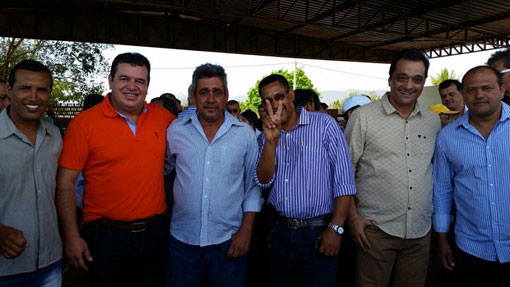 Deputado Marquinho Viana visita Macaúbas e reencontra ex-prefeito