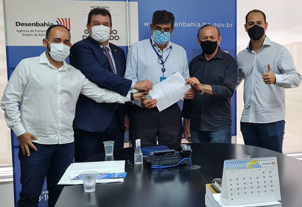 Deputado Marquinho Viana agiliza recursos no Desenbahia para compra de equipamentos para Caculé