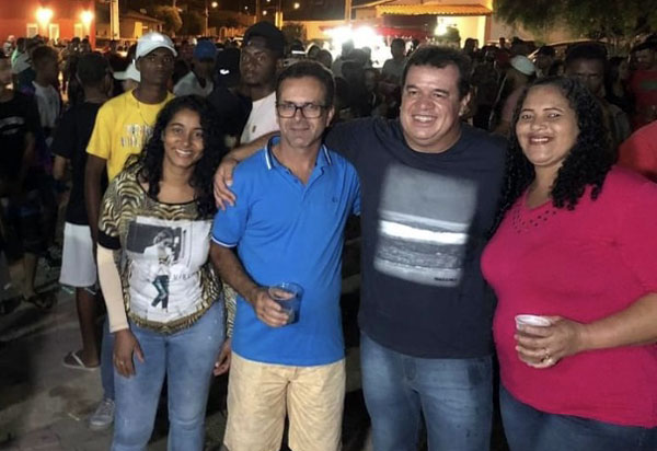 Barra da Estiva: Deputado Marquinho Viana realiza sonho dos moradores de Triunfo do Sincorá 
