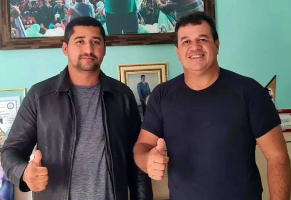 Deputado Marquinho Viana recebe o vereador Rodolfo do município de Iramaia