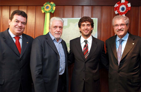 Deputados Marquinho Viana, José Rocha e o prefeito de Coribe, Manoel Rocha, recebidos pelo Governador Jaques Wagner