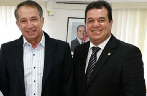 Deputado Marquinho Viana reforça abastecimento de água em Barra da Estiva