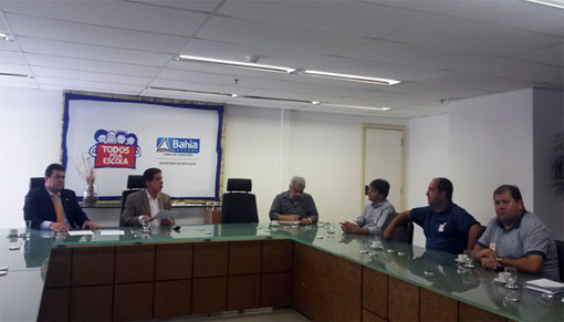 Deputado Marquinho Viana vai à audiência com o Secretário de Educação