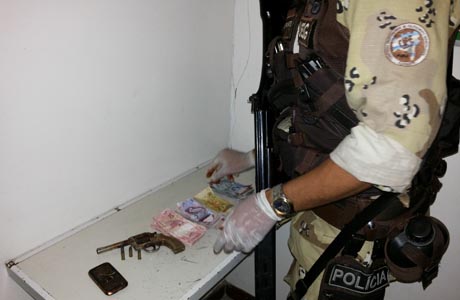 Conquista: Assaltante de posto de combustível morre em confronto com a Caesg