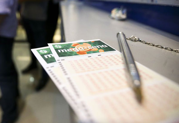 Mega-sena acumula e próximo concurso deve pagar R$ 78 milhões