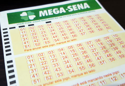 Mega-Sena acumula e pode pagar R$ 25 milhões no sábado