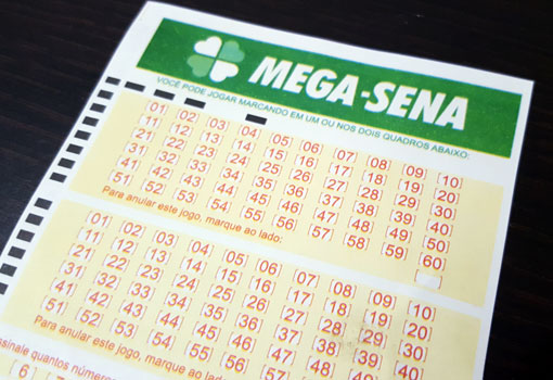 Mega-Sena segue acumulada e pode pagar R$ 48 milhões na quinta-feira