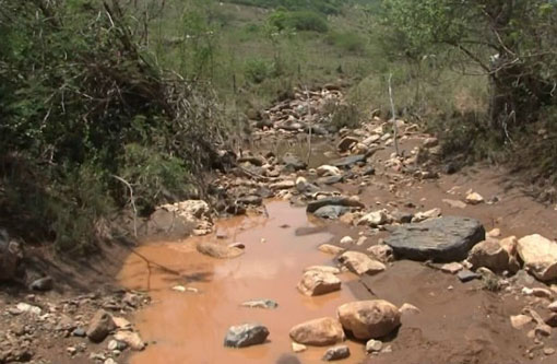 Brumado: Jovem arrastada por correnteza em carro  foi sepultada