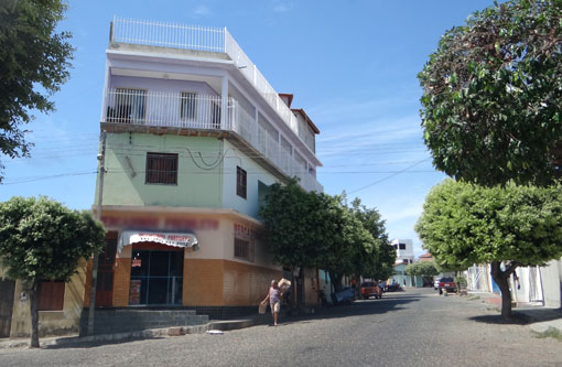 Brumado: Três mercados assaltados em uma mesma tarde