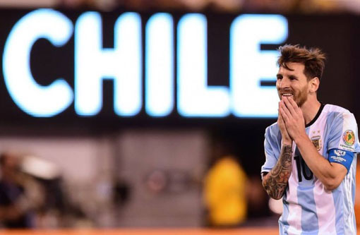 Messi perde pênalti e Argentina é vice de novo para o Chile na Copa América