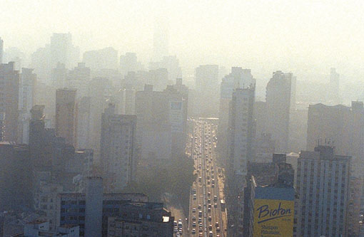 União Europeia pede que Brasil defina o quanto antes meta de redução de emissão