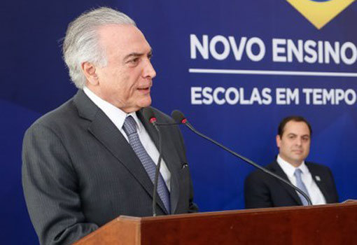 Relatório sobre denúncia contra Temer deve ser votado daqui a 2 semanas na CCJ