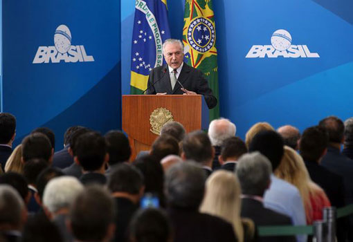 Temer pede para que prefeitos pressionem deputados pela Reforma da Previdência