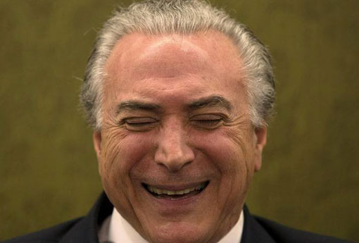 Dois pedidos de impeachment do presidente Temer são protocolados pela Oposição