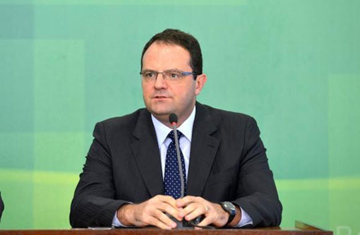 Novo ministro da Fazenda diz que compromisso com ajustes continua