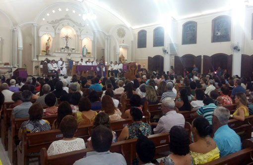 Brumado: Comunidade Católica celebra o início da quaresma