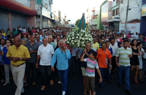 Brumado: Fiéis celebram Nossa Senhora Aparecida com muita fé e devoção