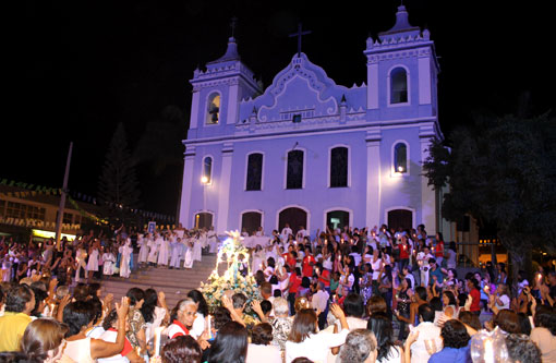 Brumado: Comunidade Católica celebra o fim do mês de Maria