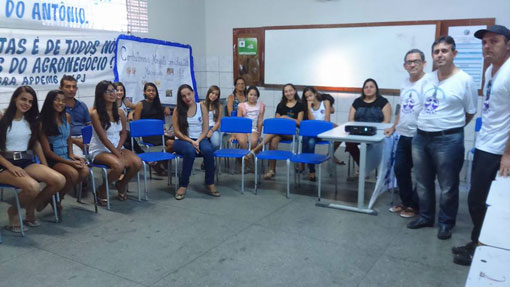 Culminância do projeto do CMEAS contou com estande do MODERA