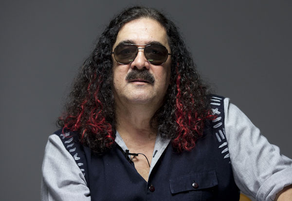 Morre o cantor e compositor Moraes Moreira