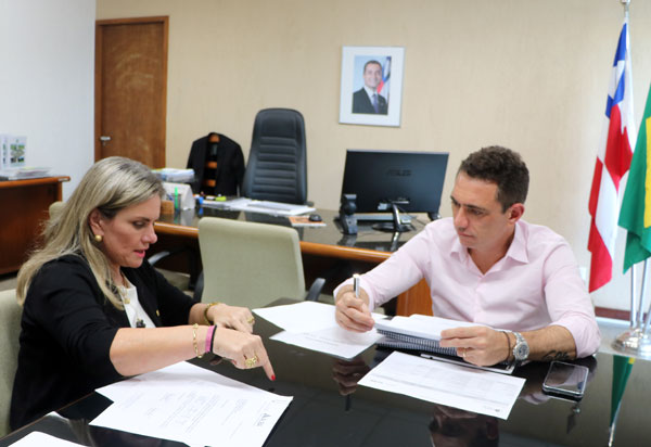 Guanambi: Ivana Bastos segue em buscar de levar água para comunidades rurais de Morrinhos