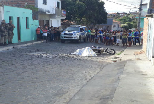 Brumado: motociclista é morto à tiros no Bairro Dr. Juracy