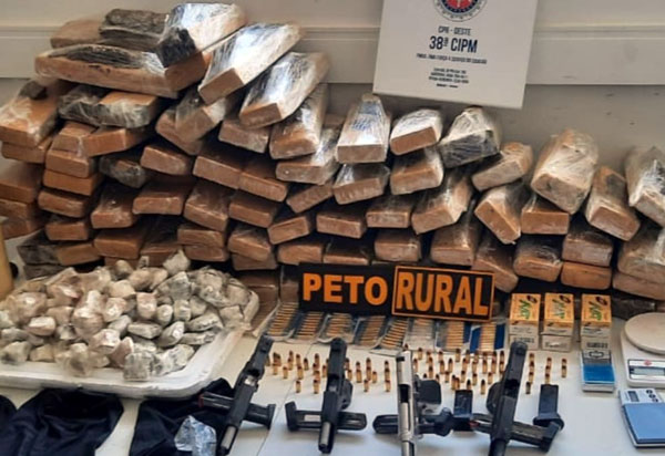 Bom Jesus da Lapa: Suspeitos de tráfico de drogas morrem em confronto com a polícia