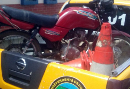 TOR aprende moto adulterada em Malhada de Pedras