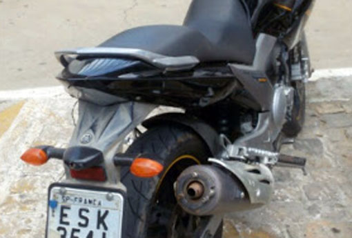 Aracatu: Polícia Militar detém homem com motocicleta com restrição de furto/roubo 