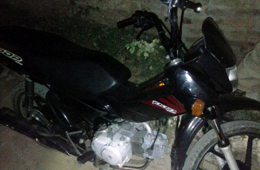 Brumado: PM apreende moto em possível ponto de tráfico de drogas