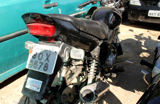 Brumado: Polícia Militar recupera moto que estava abandonada em matagal